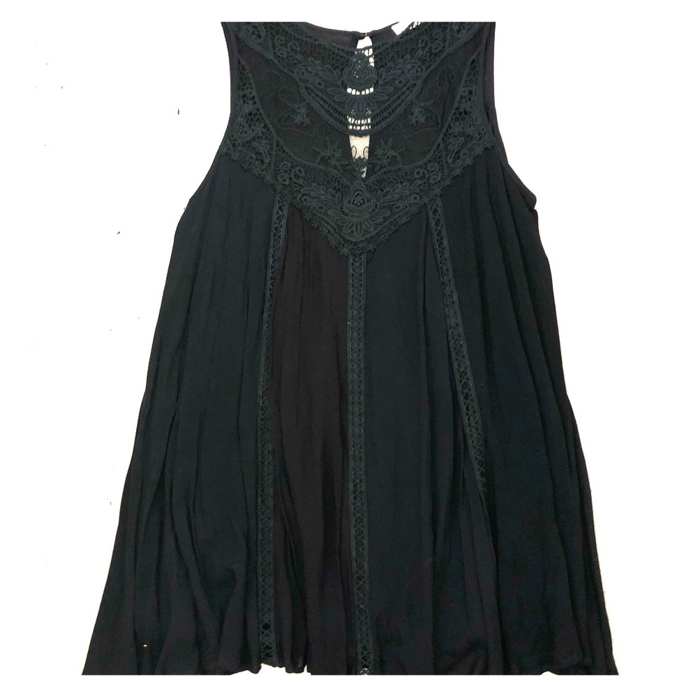 ENTRO black lace dress